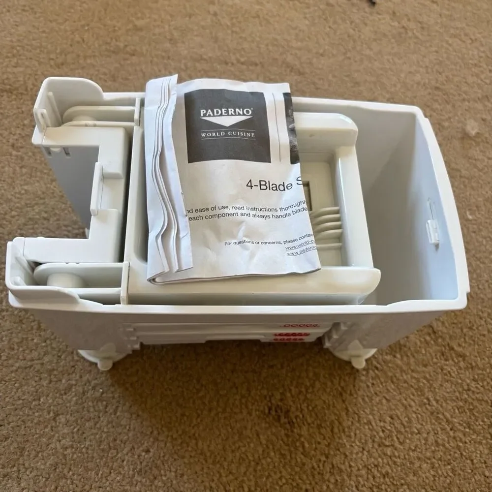 Paderno 4-Blade Spiralizer *Missing Parts”
